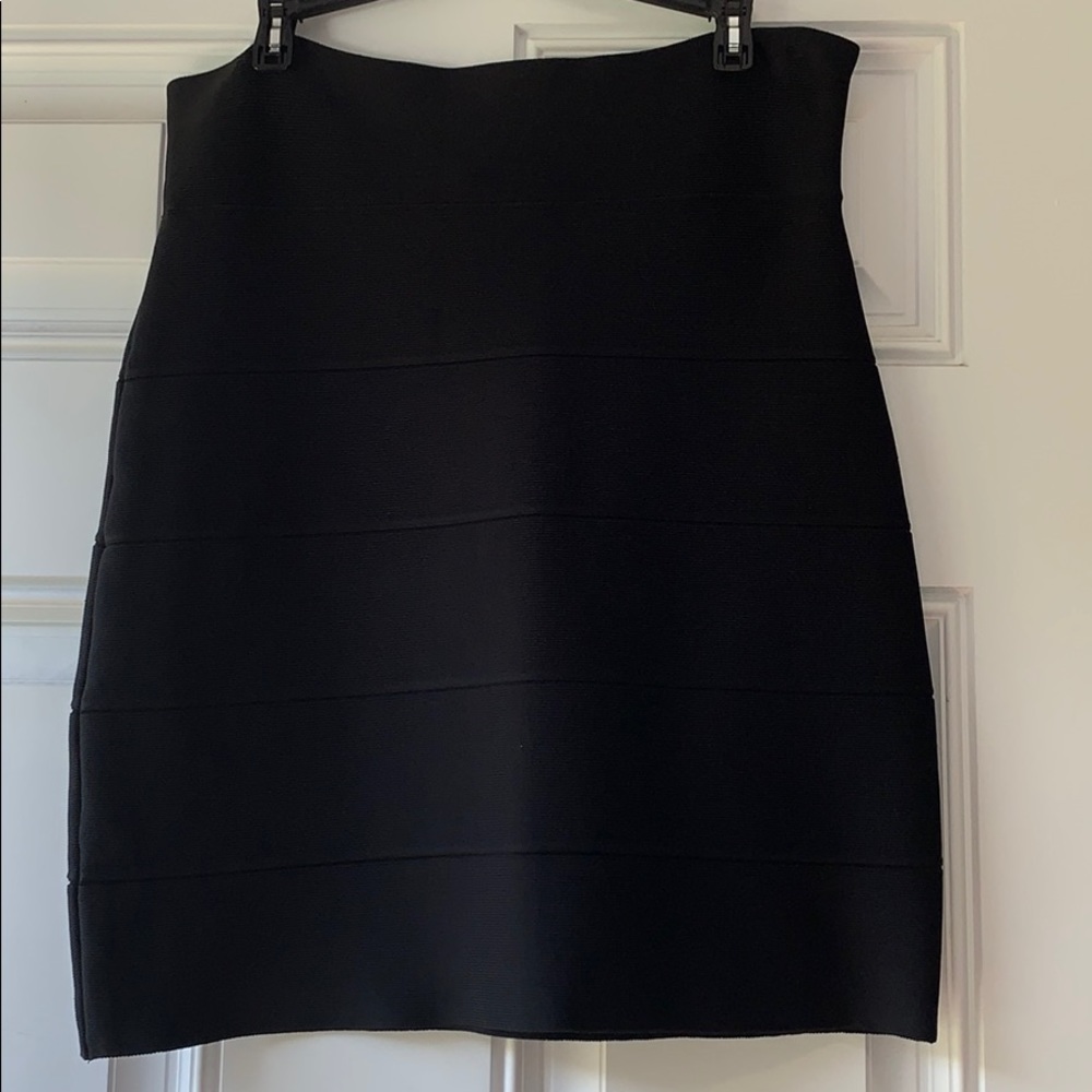 Elastic Black Mini Skirt